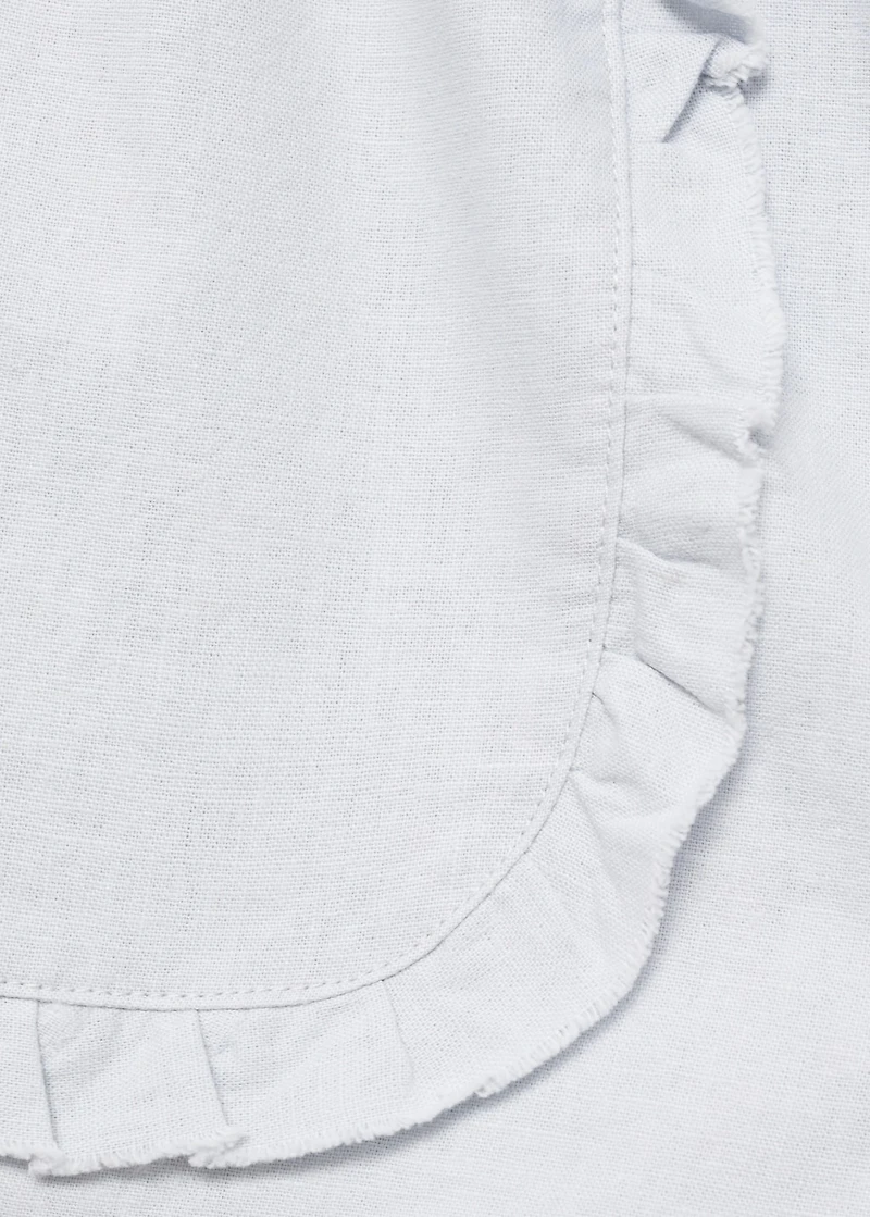 Linen shorts with belt