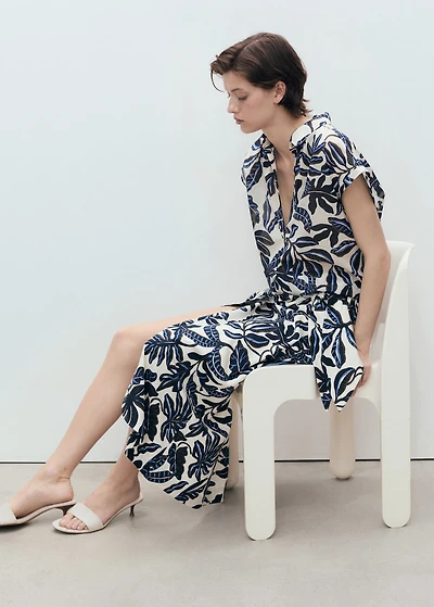 Linen skirt with knot detail