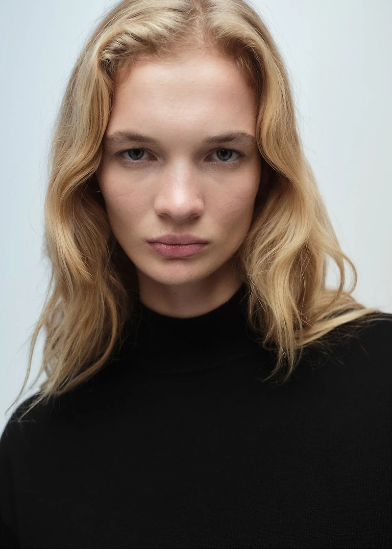 Perkins neck knitted sweater