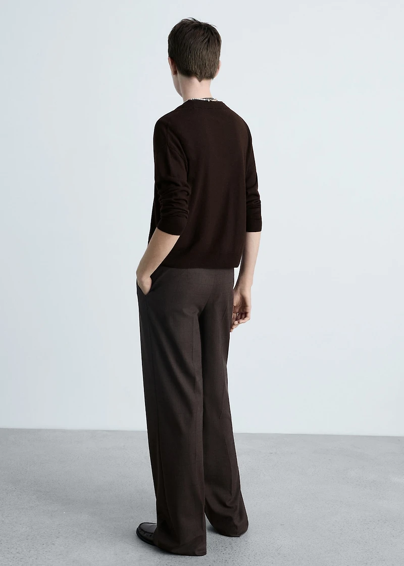 V-neck knitted cardigan