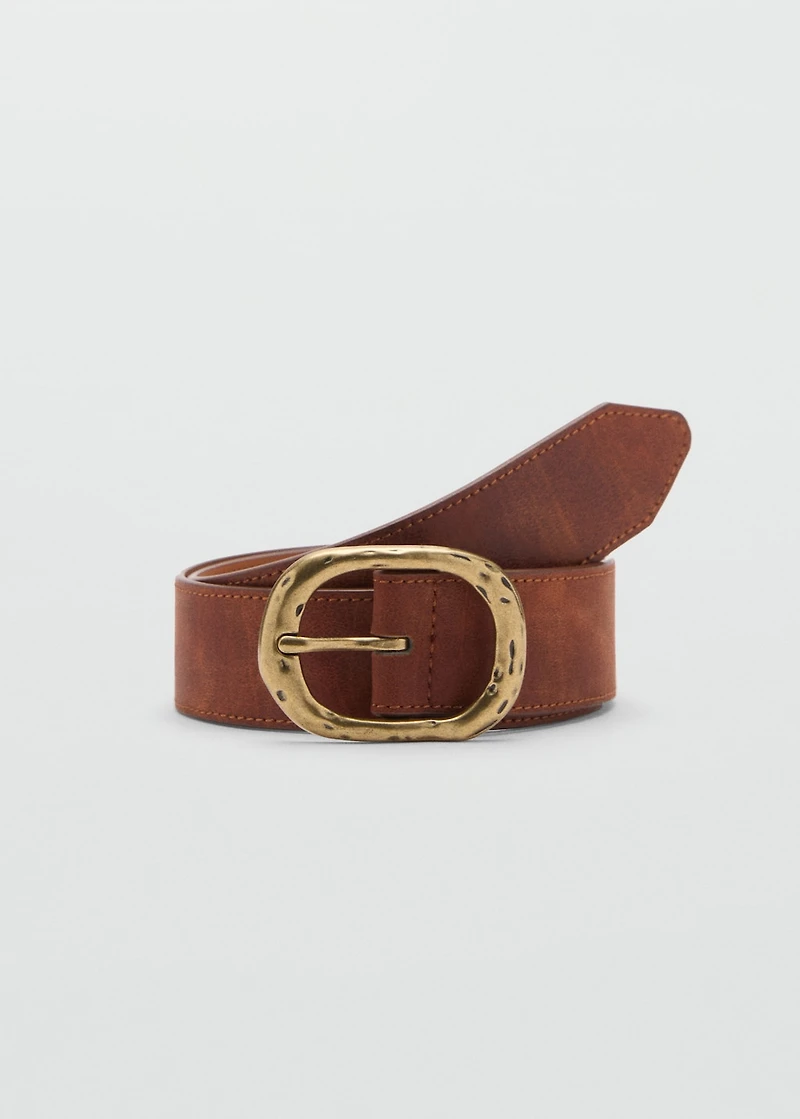 Textured belt with buckle