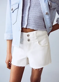 Denim shorts with frayed hem