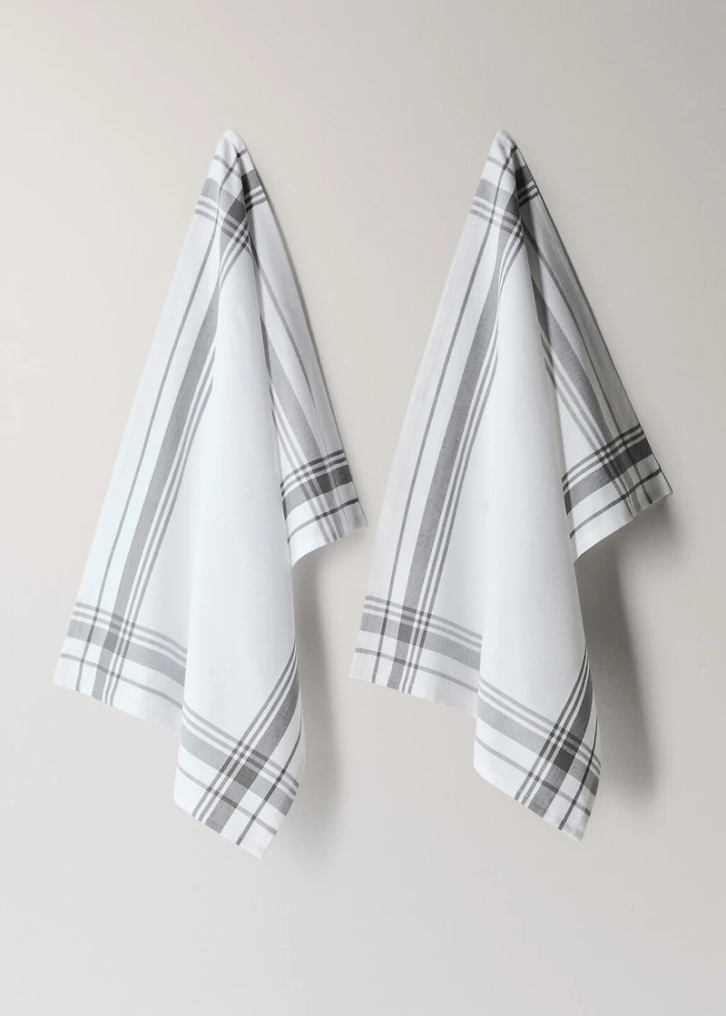 Cotton yarn-dyed kitchen towels with geometric design