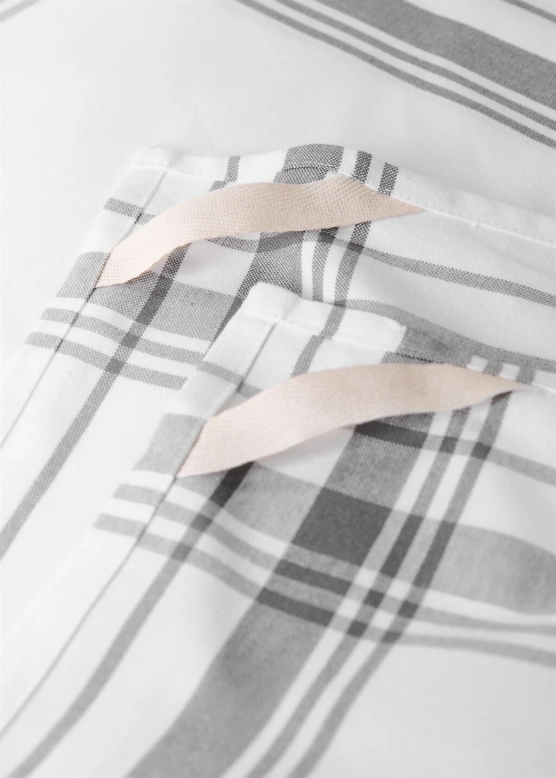 Cotton yarn-dyed kitchen towels with geometric design