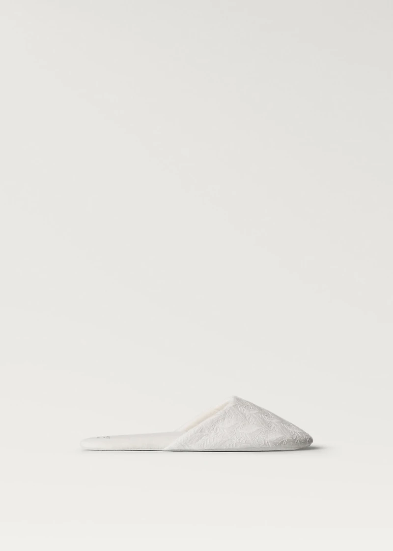 Embroidered cotton slippers