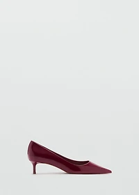Kitten-heel pointed-toe shoes with patent leather effect