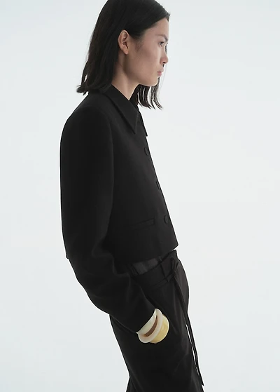 Suit blazer with lapels