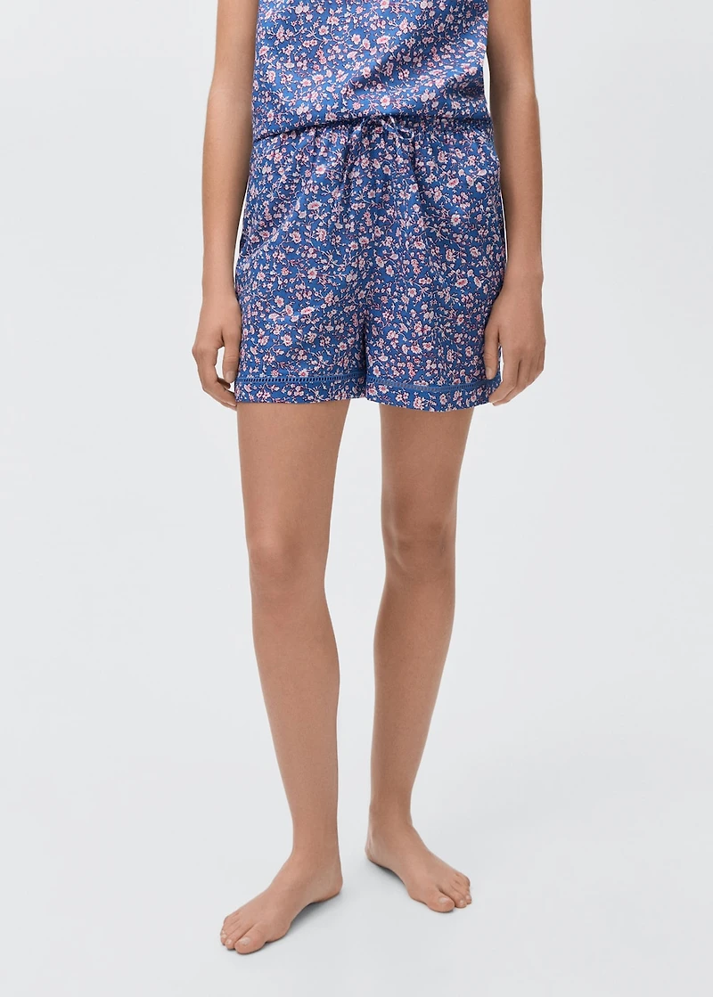 Floral-print pajamas
