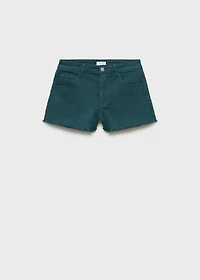 Denim shorts with frayed hem