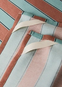Two-tone striped kitchen towels