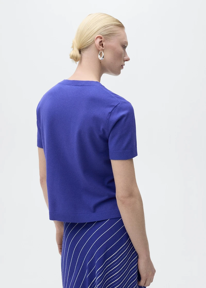 Short-sleeved fine-knit sweater