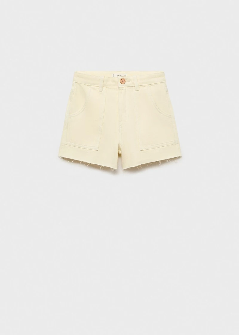 Straight shorts with frayed hem