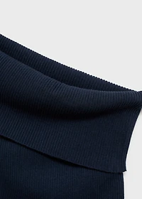 Asymmetrical off-the-shoulder top