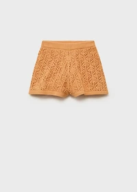 Knitted shorts with lace accents