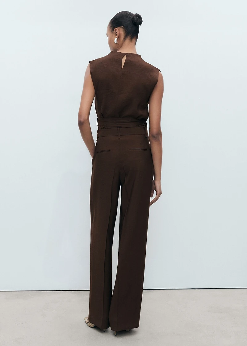 Wide leg pleated pants