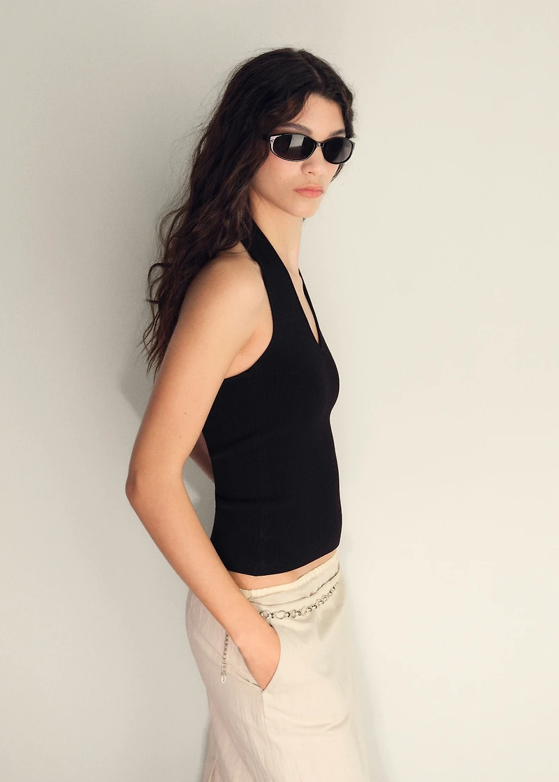 Ribbed halter-neck top