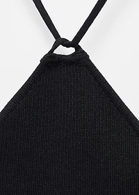 Knitted top with metallic thread