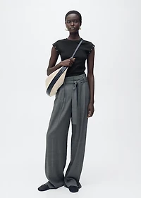 Ribbed t-shirt with die-cut trim