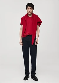 100% cotton slim-fit V-neck t-shirt