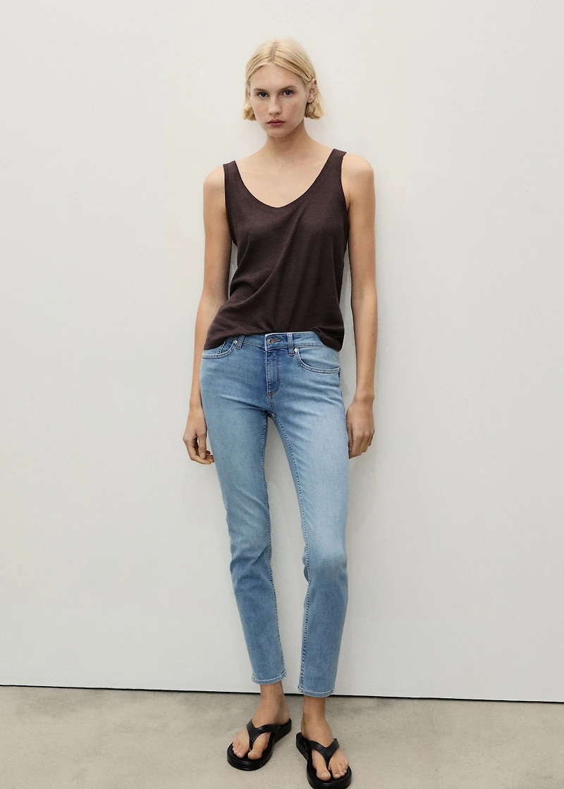 Push-up low-rise skinny jeans