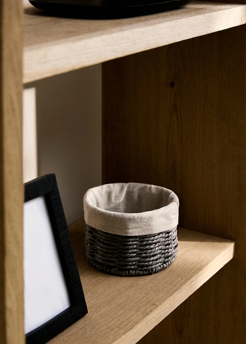 Small round paper basket