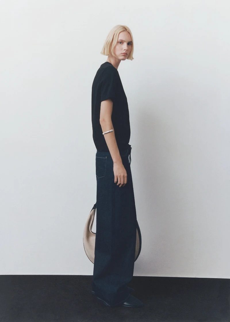 Short-sleeved cotton t-shirt