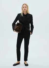 Suit blazer with flap pockets