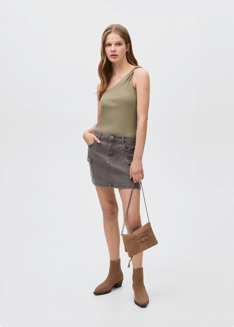 Asymmetrical cotton top