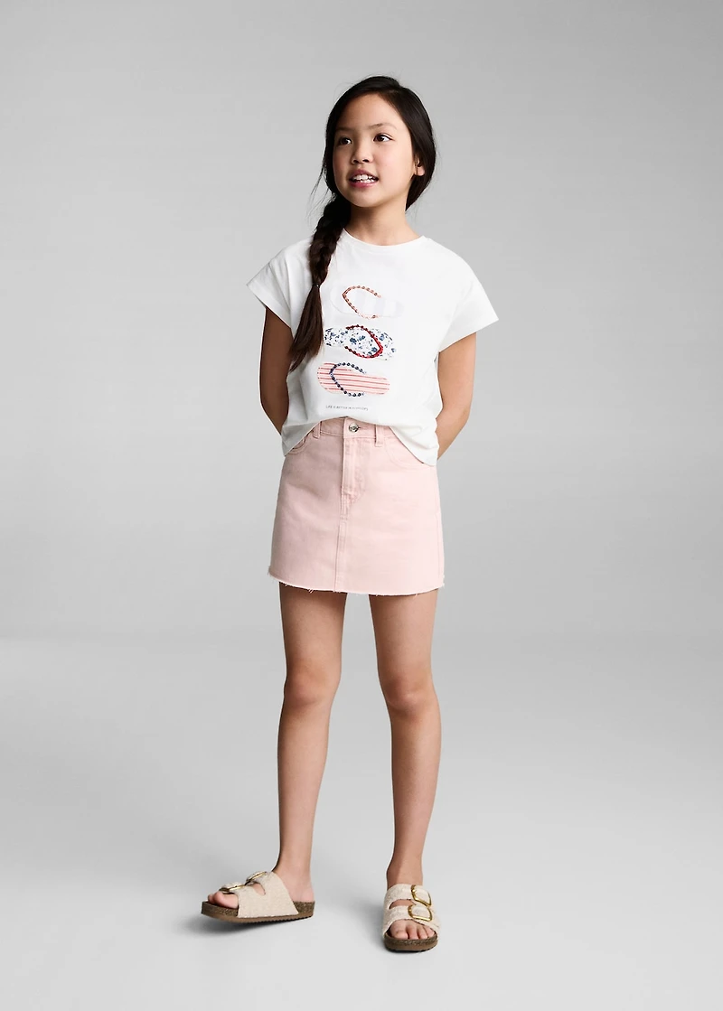 Denim skirt with frayed hem