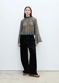 Floral-print blouse with ruffles