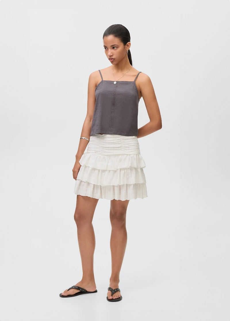 Gathered skirt with ruffles