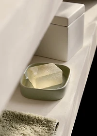 Striped stoneware soap dish