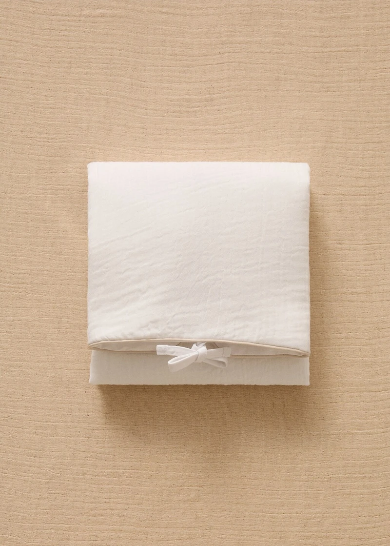 Portable chiffon baby changing mat