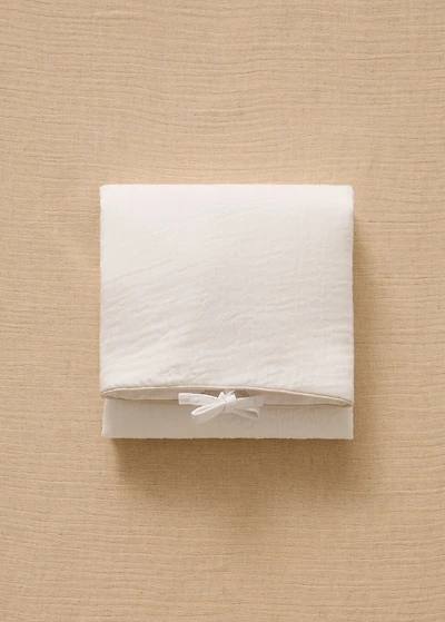 Portable chiffon baby changing mat