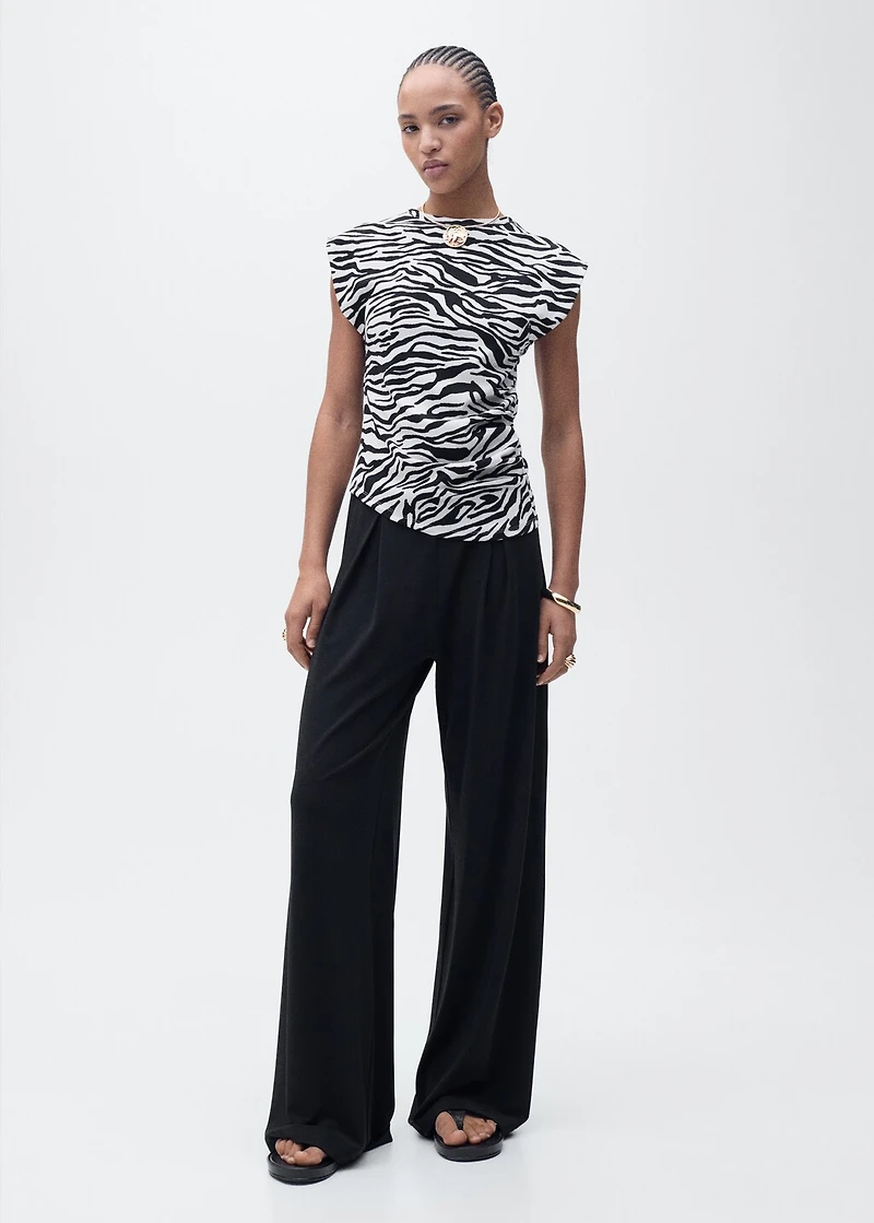 Draped sleeveless t-shirt