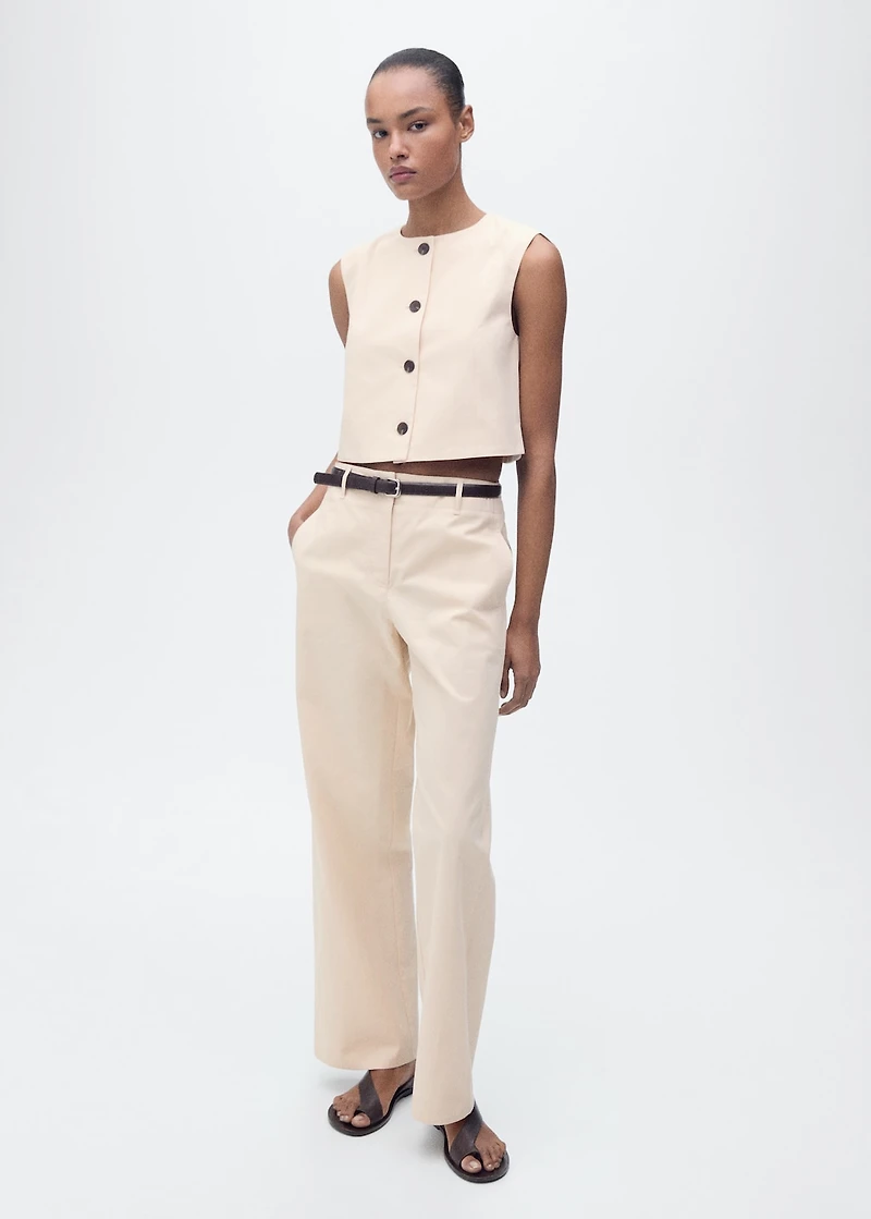 Cotton crop top with buttons