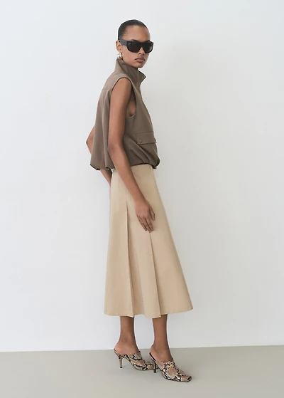 Flared skirt with pleated detail