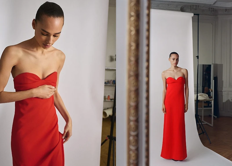 Strapless dress with sweetheart neckline