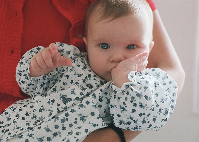 Floral-print cotton blouse