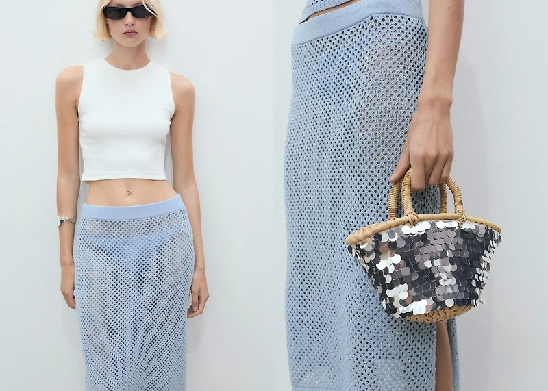 Knitted skirt with rhinestone detail