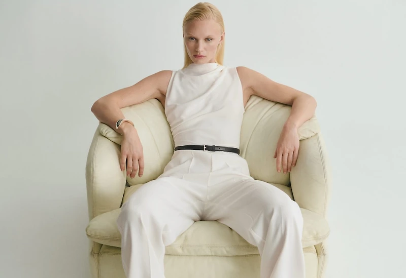 Long jumpsuit with draped neck and belt