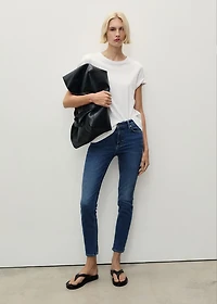 Mid-rise skinny jeans