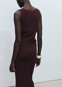 Fine ribbed knit top