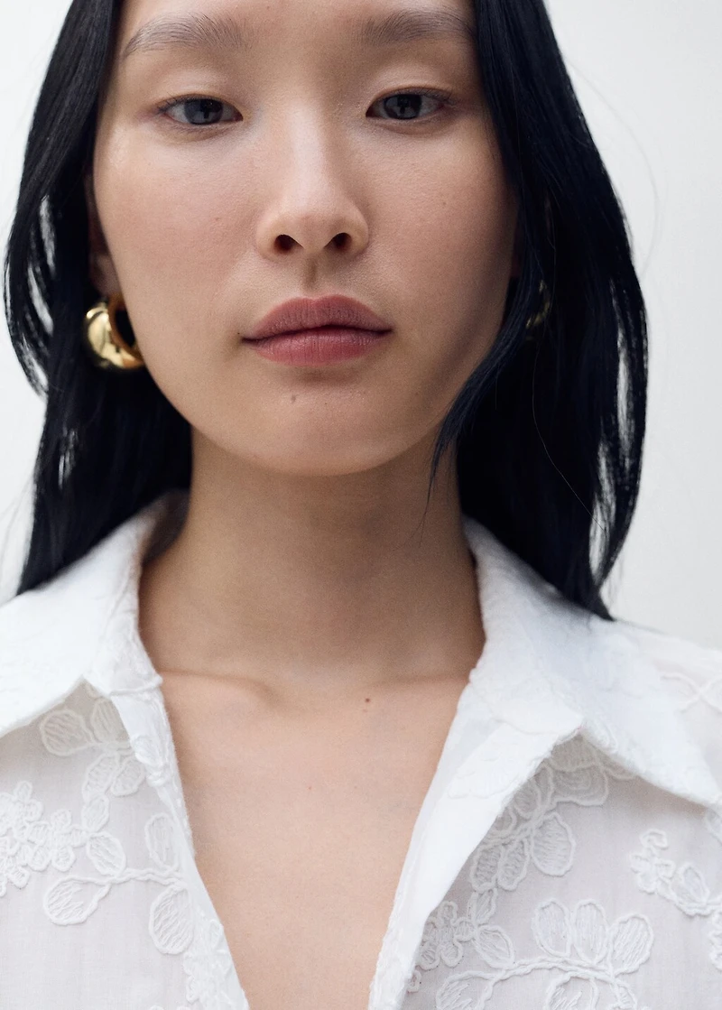 Embroidered shirt dress with belt