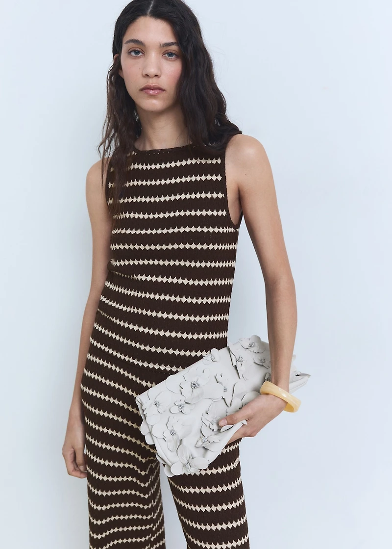 Knitted top with geometric print