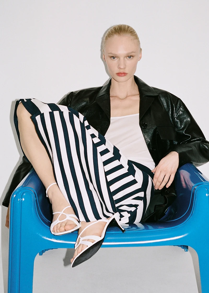 Asymmetrical striped knitted skirt