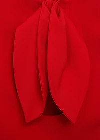 Crop top with bow on the back