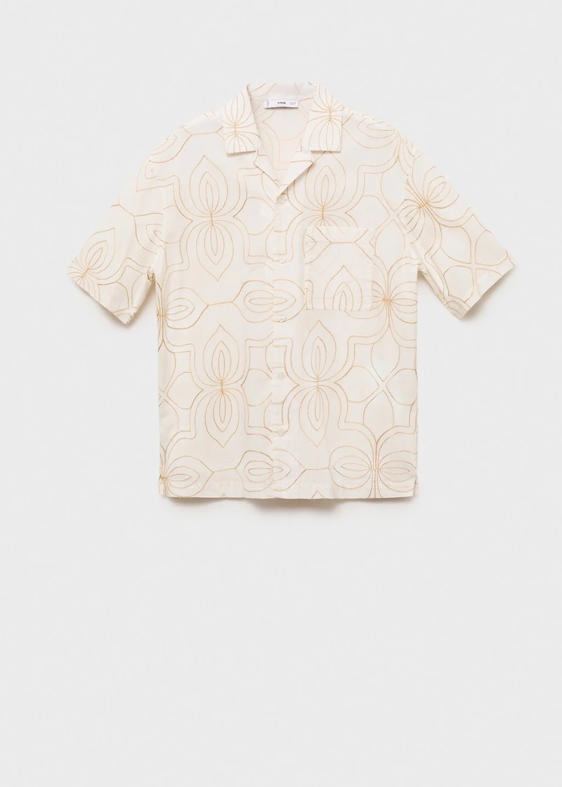 Shirt with embroidered bowling collar