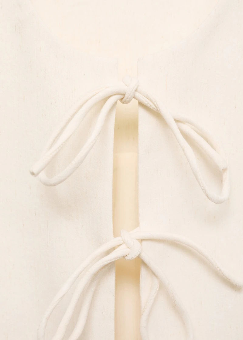 Linen-blend top with bow