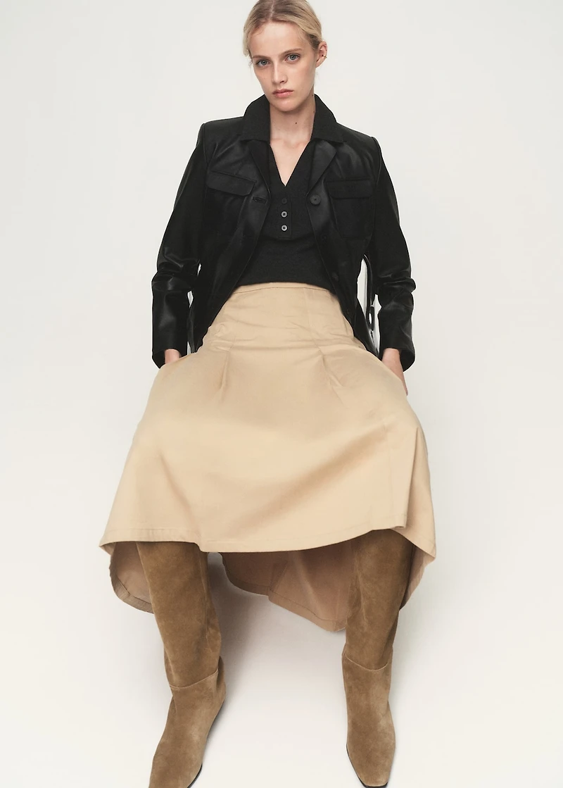 Leather jacket with flap pockets